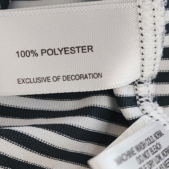 Cuter And Buck Drytec Women’s Black and White Quarter Zip Pop Over Size Small - Picture 9 of 10